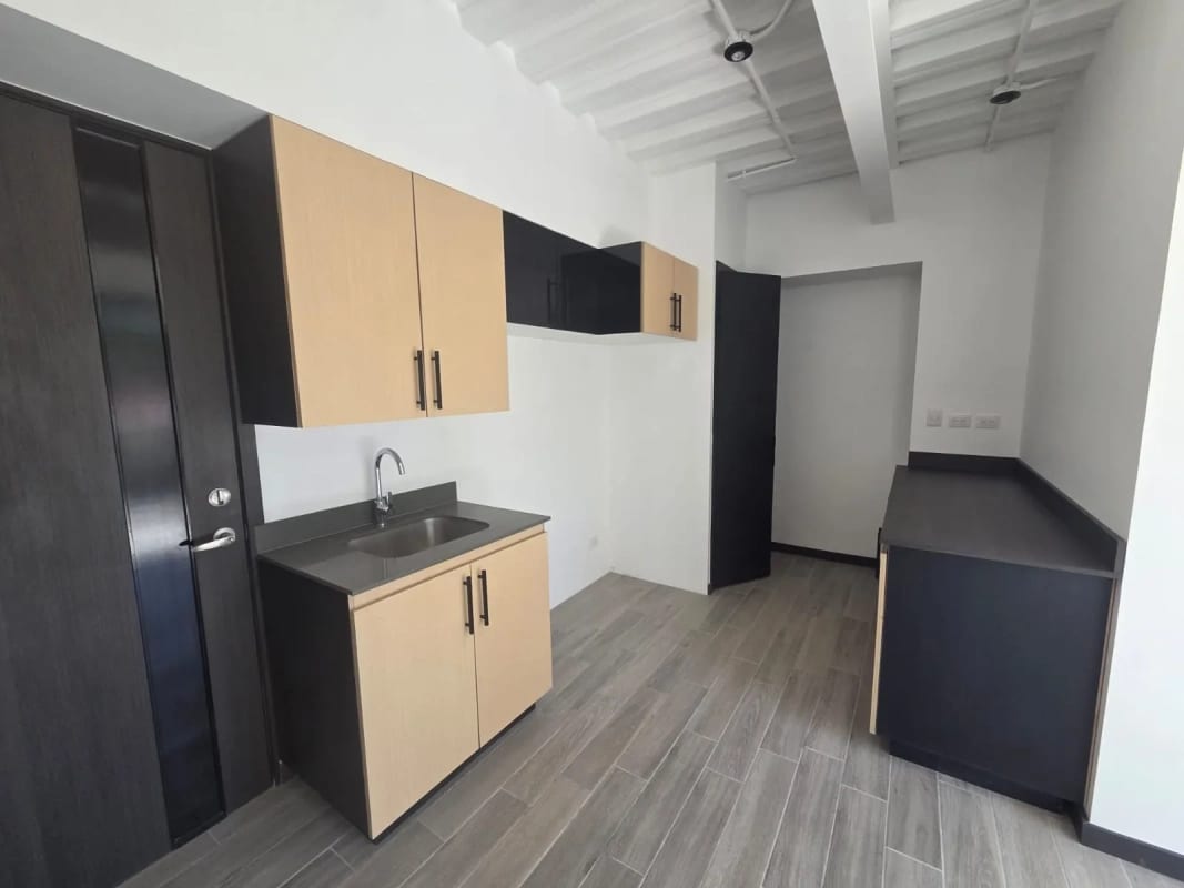 Apartamento en zona 16 BUEN PRECIO !! — Apartamento en Venta en Zona 16, Guatemala, Ciudad — foto 10 de 12