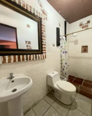 Hotel en Venta KM 60 Carretera Chimaltenango — Edificio en Venta en El Tejar, Chimaltenango — miniatura 6 de 11
