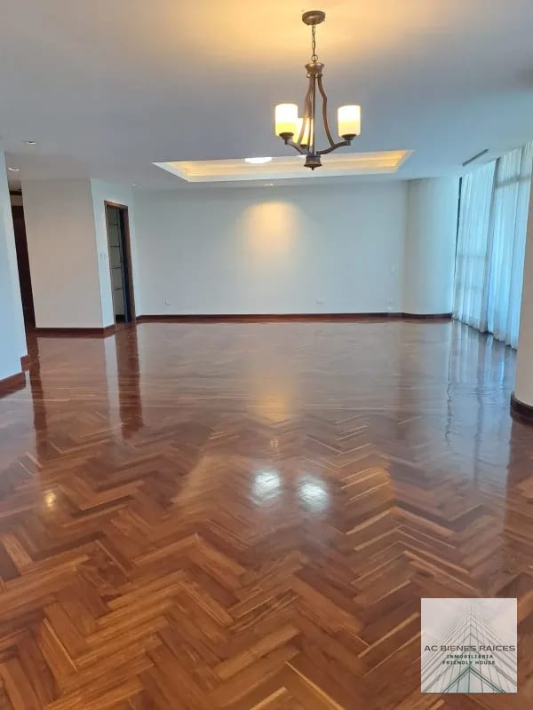 Lujoso apartamento en L Excellence zona 14 — Apartamento en Alquiler en L'Excellence, Zona 14, Guatemala, Ciudad — foto 16 de 16