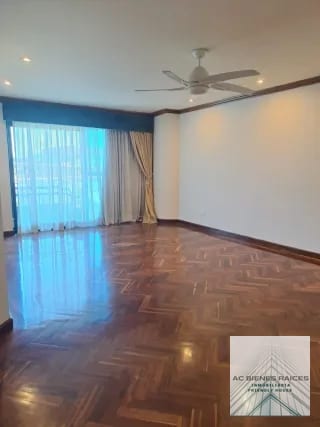 Lujoso apartamento en L Excellence zona 14 — Apartamento en Alquiler en L'Excellence, Zona 14, Guatemala, Ciudad — miniatura 9 de 16