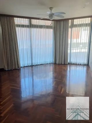 Lujoso apartamento en L Excellence zona 14 — Apartamento en Alquiler en L'Excellence, Zona 14, Guatemala, Ciudad — miniatura 6 de 16