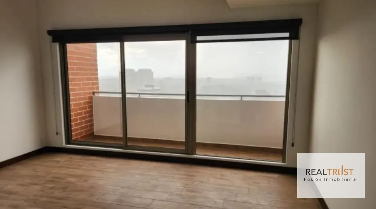 Apartamento en renta en Casalini Diagonal 6 zona 10 — Apartamento en Alquiler en Zona 10, Guatemala, Ciudad — foto 5 de 6