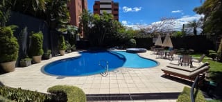 Apartamento AMUEBLADO Bellagio Zona 14 — Apartamento en Alquiler en Bellagio, Zona 14, Guatemala, Ciudad — miniatura 2 de 13