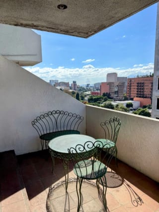Apto en Renta $1,000/Venta $245,00 — Apartamento en Venta en Zona 10, Guatemala, Ciudad — miniatura 6 de 7
