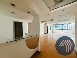 Alquiler de Oficina Tabicada 151MT2 - Murano Center, Zona 10 — Oficina en Alquiler en Murano Center, Zona 10, Guatemala, Ciudad — miniatura 1 de 10