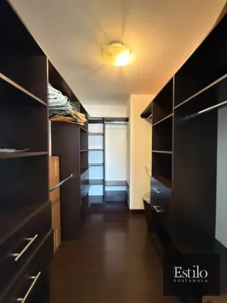 Hermoso Apartamento Amueblado en Venta. Zona 14 — Apartamento en Venta en Zona 14, Guatemala, Ciudad — miniatura 3 de 9