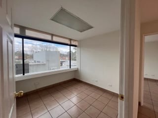 Alquiler de Oficina la Rambla Zona 14 — Oficina en Alquiler en La Rambla, Zona 14, Guatemala, Ciudad — miniatura 2 de 10