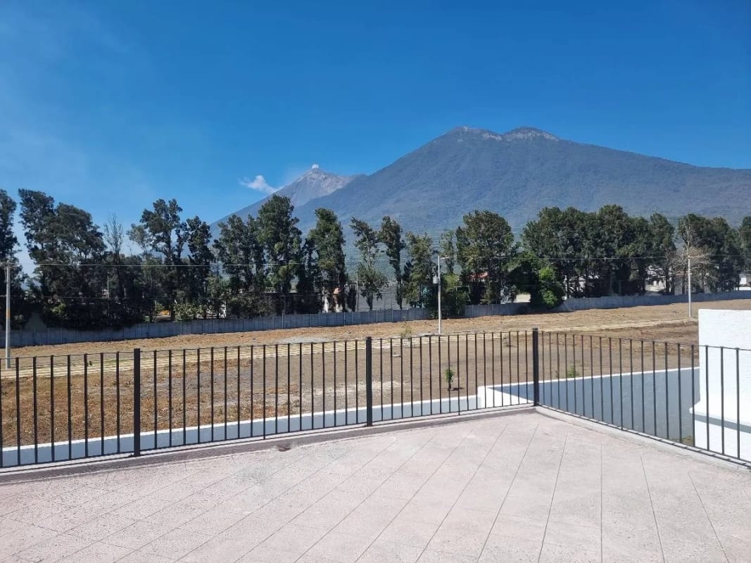 Casa en Venta en San Migue Dueñas — Casa en Venta en San Miguel Dueñas, Sacatepéquez — foto 1 de 11