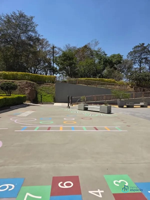 Apartamento en Venta – Zona 2 — Apartamento en Venta en Parque San Ángel, Zona 2, Guatemala, Ciudad — foto 5 de 17