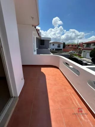Casa en venta Los Diamantes CAES km 16.5 — Casa en Venta en Carretera a El Salvador, Guatemala, Ciudad — miniatura 4 de 17