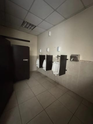 Renta de inmueble multi-usos ubicado en San Miguel Petapa — Edificio en Alquiler en San Miguel Petapa, Guatemala, Ciudad — miniatura 11 de 16