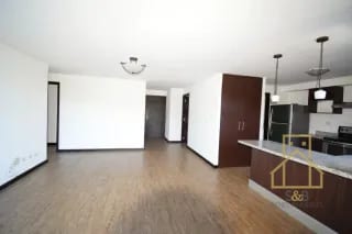 Apartamento en venta, zona 15 — Apartamento en Venta en Zona 15, Guatemala, Ciudad — miniatura 1 de 10