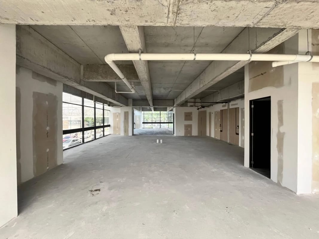 Espacio para Clinica u Oficina en Renta Renovati Zona 10 — Clínica en Alquiler en Zona 10, Guatemala, Ciudad — foto 3 de 9