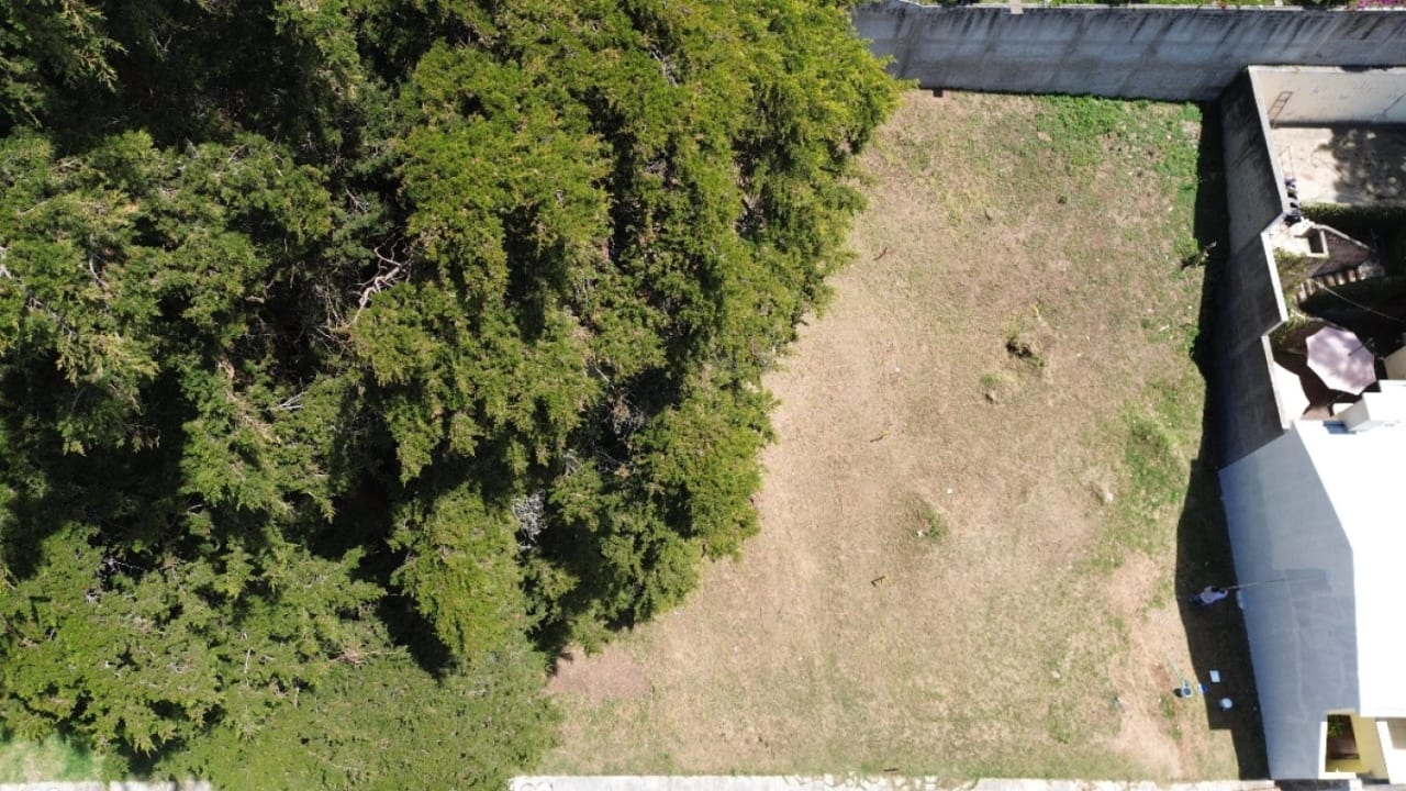 Terreno 447.87 v2 en venta en residencial Los Manantiales carretera a San José Pinula — Terreno en Venta en Los Manantiales, Carretera a El Salvador, Guatemala, Ciudad — foto 2 de 4