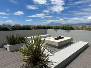Apartamento Semi-Amueblado en Venta Zona 10 codigo.DA36120 — Apartamento en Venta en Zona 10, Guatemala, Ciudad — miniatura 4 de 17