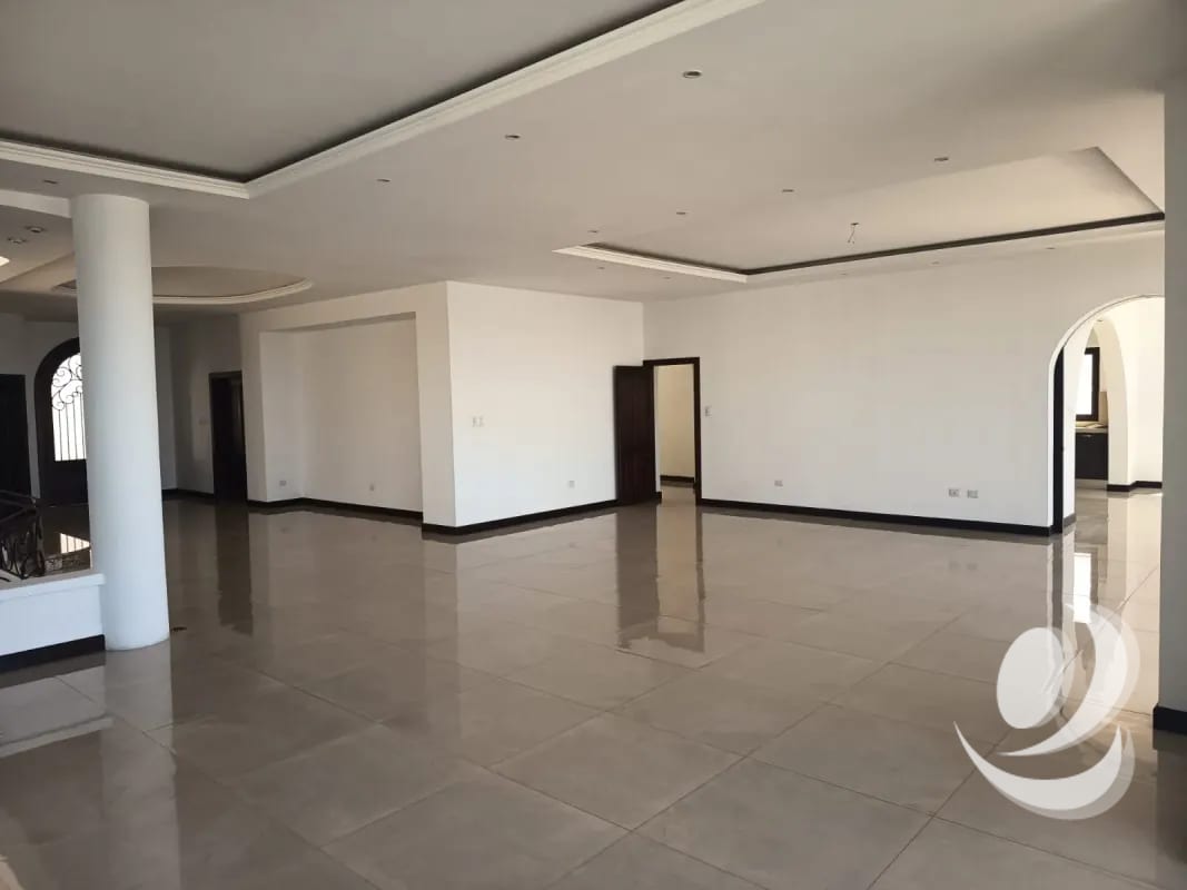 Vendo Espectacular Mansión de Lujo en Altos de Montebello. CAES. — Casa en Venta en Santa Catarina Pinula, Carretera a El Salvador, Guatemala, Ciudad — foto 15 de 17