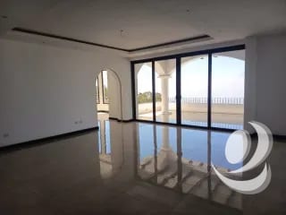Vendo Espectacular Mansión de Lujo en Altos de Montebello. CAES. — Casa en Venta en Santa Catarina Pinula, Carretera a El Salvador, Guatemala, Ciudad — miniatura 10 de 17