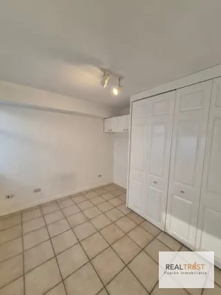 En Venta Townhouse KM 15 Carretera al Salvador, Frente a Condado Concepción — Casa en Venta en km 11-15, Carretera a El Salvador, Guatemala, Ciudad — miniatura 8 de 17