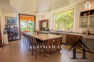 casa de 1 nivel con piscina / amueblada / condominio Antigua — Casa en Venta en Antigua, Sacatepéquez — miniatura 9 de 11