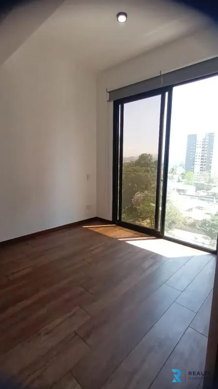 Rento Apartamento Zona 10, Moretti — Apartamento en Alquiler en Moretti, Zona 10, Guatemala, Ciudad — foto 10 de 10