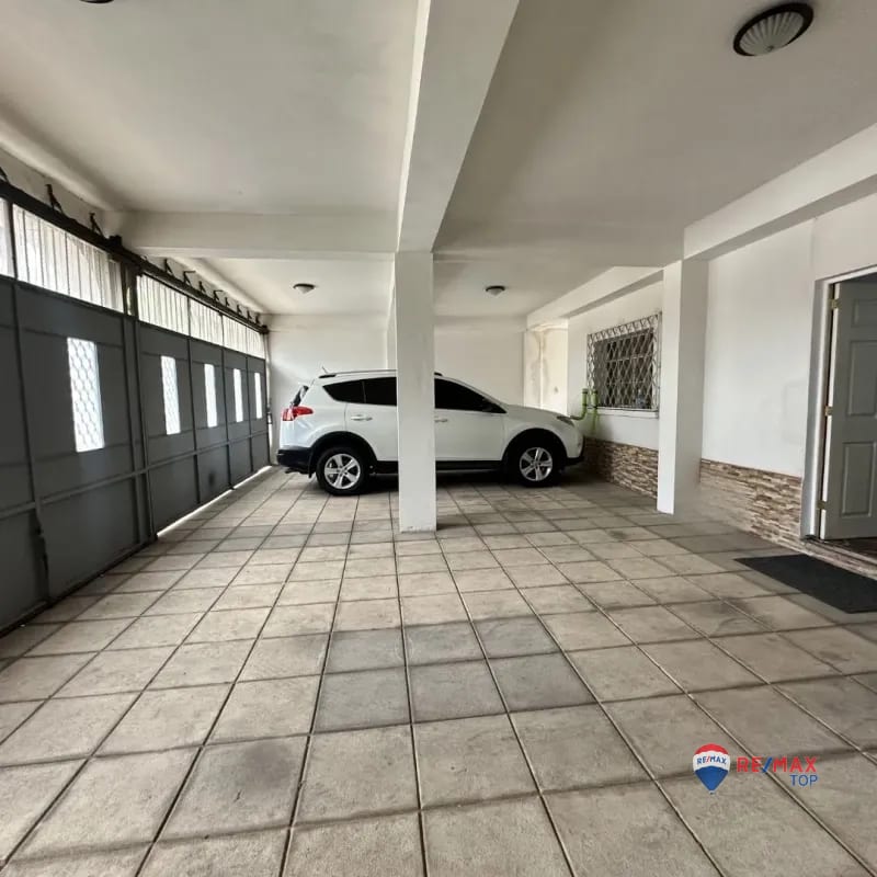 Zona 1, Casa en Venta o Renta Ideal para Comercial o Residencial — Casa en Venta en Zona 1, Guatemala, Ciudad — foto 1 de 10