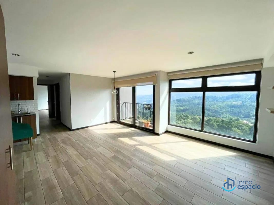 Apartamento en alquiler en Zona 16 — Apartamento en Alquiler en Zona 16, Guatemala, Ciudad — foto 1 de 17