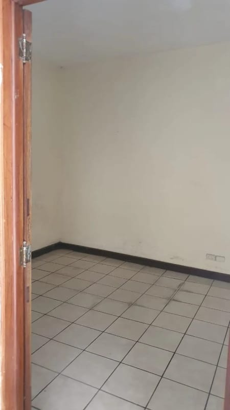 Casa en Venta Zona 4, a una de Cuadra de 4º Norte — Casa en Venta en Zona 4, Guatemala, Ciudad — foto 14 de 17