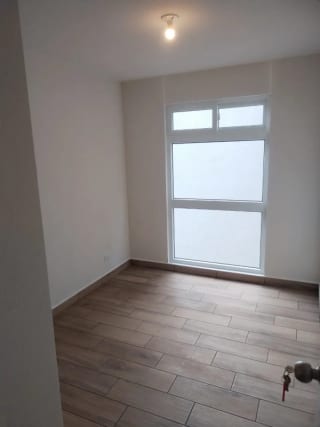 Venta de apartamento en zona 16 Lares 16 de 3 dormitorios. — Apartamento en Venta en San Gaspar, Zona 16, Guatemala, Ciudad — miniatura 8 de 13