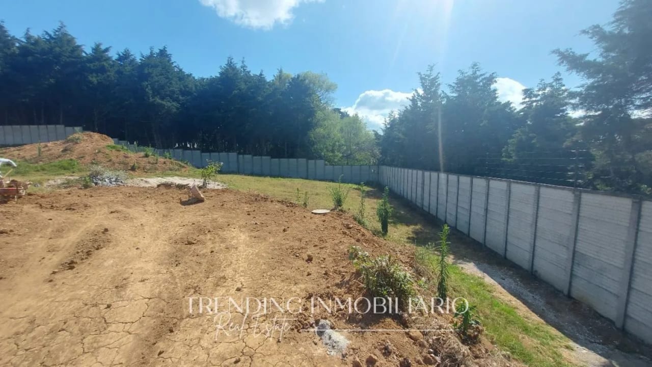 Terreno en venta Carretera a El Salvador km 16.5 condominio Buena Fuente con 1,361 v² de extensión — Terreno en Venta en Santa Catarina Pinula, Guatemala, Ciudad — foto 7 de 8