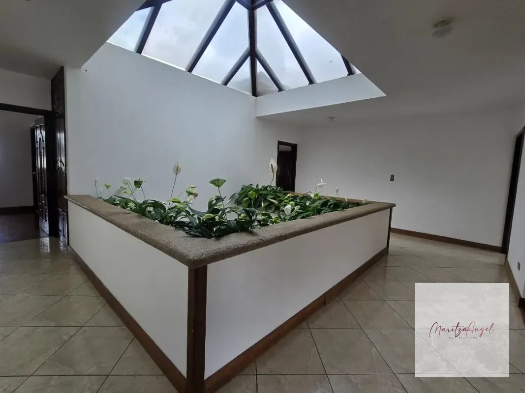 Alquiler de Casa en Zona 16 — Casa en Alquiler en La Montaña, Zona 16, Guatemala, Ciudad — foto 5 de 8