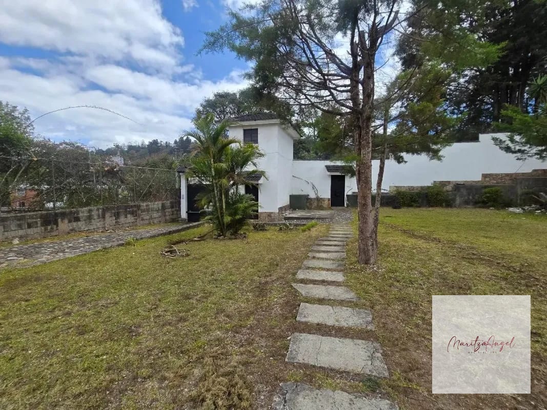 Alquiler de Casa en Zona 16 — Casa en Alquiler en La Montaña, Zona 16, Guatemala, Ciudad — foto 1 de 8