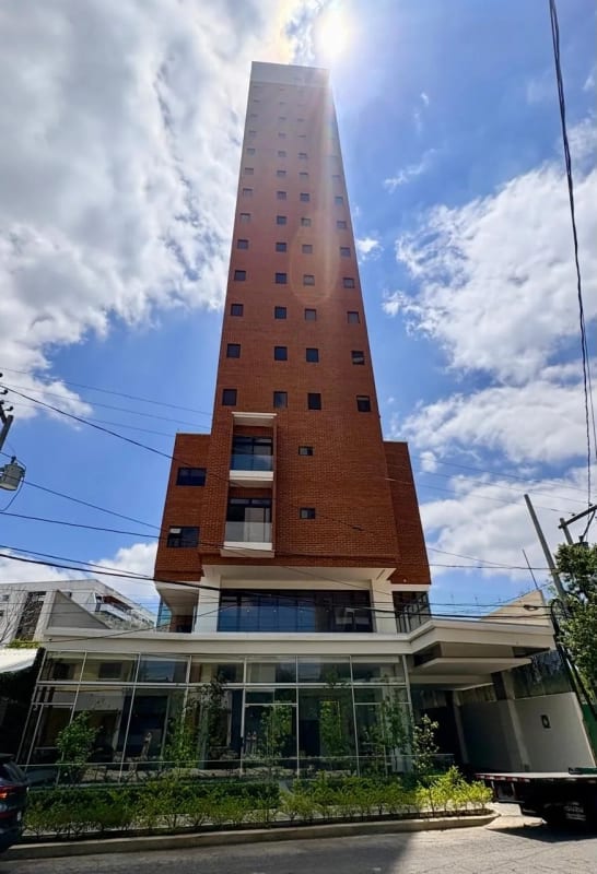 Apartamento en venta en Arlés, Zona 15 — Apartamento en Venta en Arles, Zona 15, Guatemala, Ciudad — foto 1 de 10
