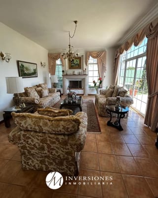 Casa en venta en residencial en zona 16 — Casa en Venta en Zona 16, Guatemala, Ciudad — miniatura 1 de 15