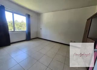 Venta de Casa en Residenciales San Antonio KM18 Carretera a el Salvador — Casa en Venta en San Antonio, Carretera a El Salvador, Guatemala, Ciudad — miniatura 4 de 11