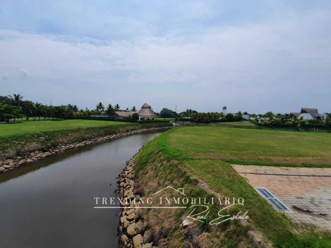 Terreno en venta Iztapa Pérgolas del Mar con 3,274.80 v² de extensión — Terreno en Venta en Pérgolas del Mar, Iztapa, Escuintla — foto 8 de 8