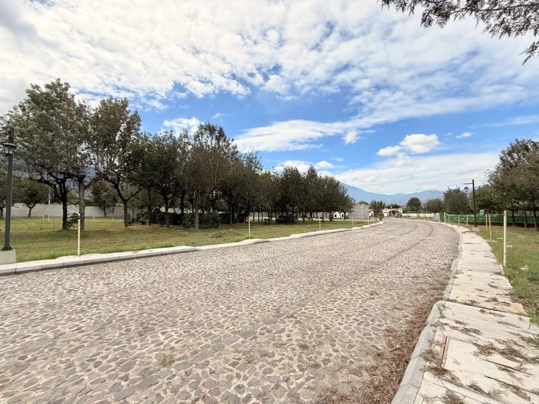 Terreno en Venta en los Apostoles Antigua Guatemala — Terreno en Venta en Antigua, Sacatepéquez — foto 3 de 4