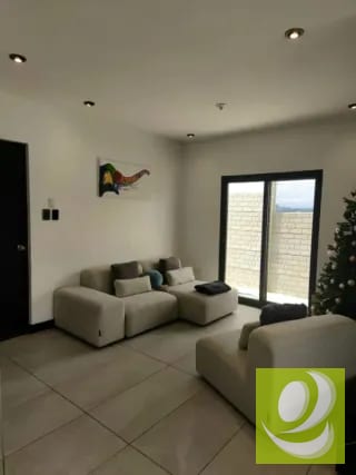 En Venta Casa en Lo de Valdez San Jose Pinula — Casa en Venta en San José Pinula, Guatemala, Ciudad — miniatura 1 de 9