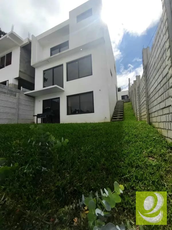 En Venta Casa en Lo de Valdez San Jose Pinula — Casa en Venta en San José Pinula, Guatemala, Ciudad — foto 5 de 9
