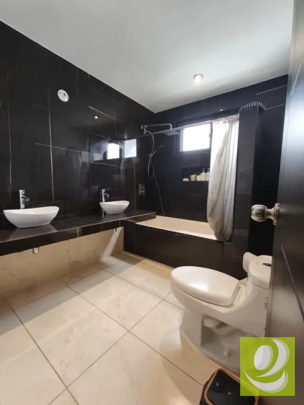 En Venta Casa en Lo de Valdez San Jose Pinula — Casa en Venta en San José Pinula, Guatemala, Ciudad — foto 4 de 9