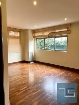 En RENTA - Amplio Apartamento ubicado en sector exclusivo de Oakland Zona 10 — Apartamento en Alquiler en Oakland I, Zona 10, Guatemala, Ciudad — miniatura 7 de 17