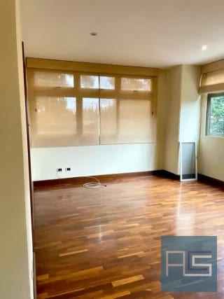 En RENTA - Amplio Apartamento ubicado en sector exclusivo de Oakland Zona 10 — Apartamento en Alquiler en Oakland I, Zona 10, Guatemala, Ciudad — miniatura 6 de 17