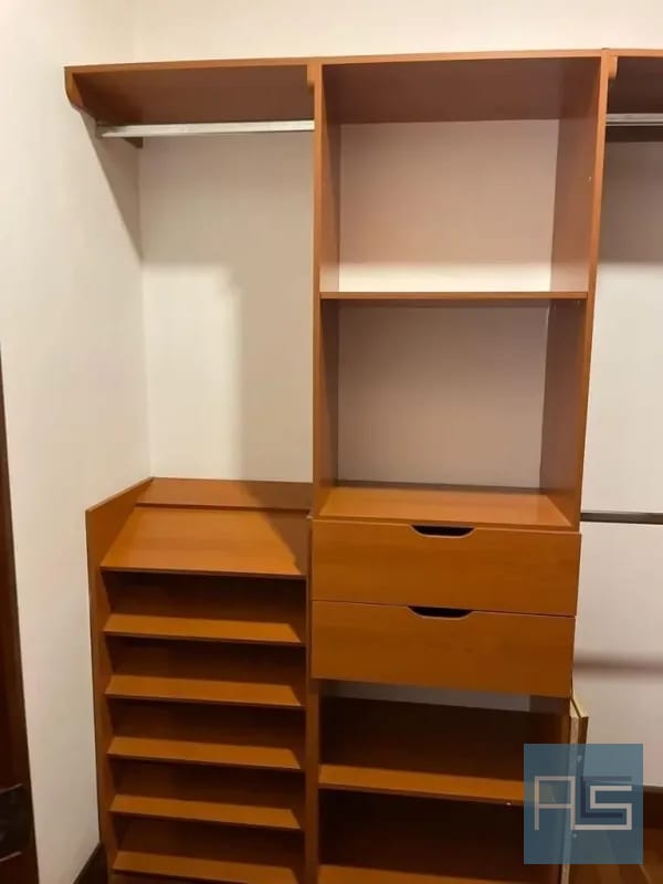 En RENTA - Amplio Apartamento ubicado en sector exclusivo de Oakland Zona 10 — Apartamento en Alquiler en Oakland I, Zona 10, Guatemala, Ciudad — foto 5 de 17
