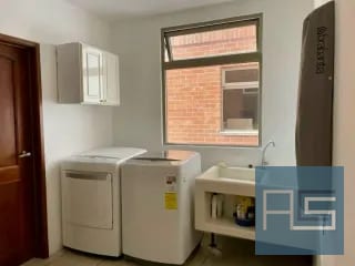 En RENTA - Amplio Apartamento ubicado en sector exclusivo de Oakland Zona 10 — Apartamento en Alquiler en Oakland I, Zona 10, Guatemala, Ciudad — miniatura 3 de 17