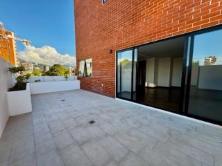 Apartamento con la comodidad de una casa en venta en zona 15 — Apartamento en Venta en Zona 15, Guatemala, Ciudad — miniatura 15 de 17