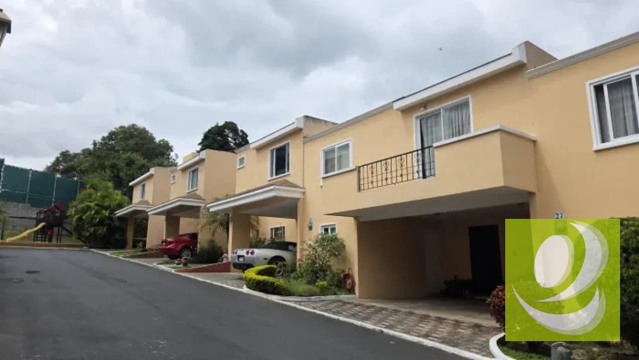 En Venta Casa en Condominio San Marino Zona 8 de Mixco — Casa en Venta en Zona 8 Mixco, Guatemala, Ciudad — foto 1 de 10