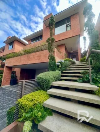 Venta de Casa en Residencias Concepción – Condominio Camelias — Casa en Venta en Carretera a El Salvador, Guatemala, Ciudad — miniatura 5 de 11