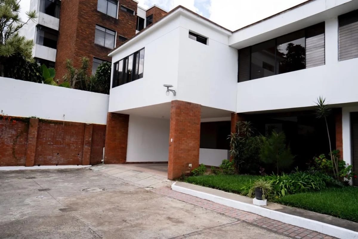 Vendo Linda Casa San Miguel II Kn 16.5 CAES — Casa en Venta en Carretera a El Salvador, Guatemala, Ciudad — foto 1 de 14