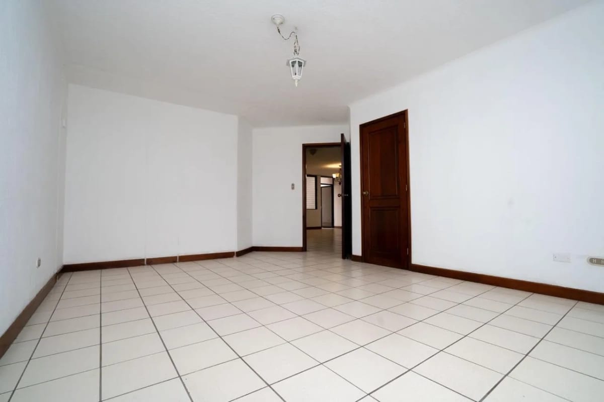 Vendo Linda Casa San Miguel II Kn 16.5 CAES — Casa en Venta en Carretera a El Salvador, Guatemala, Ciudad — foto 4 de 14