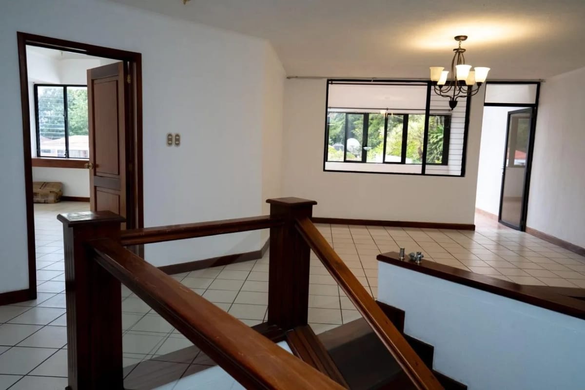 Vendo Linda Casa San Miguel II Kn 16.5 CAES — Casa en Venta en Carretera a El Salvador, Guatemala, Ciudad — foto 2 de 14
