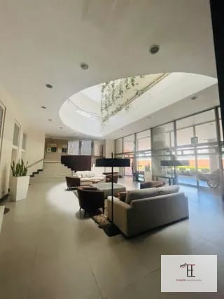 Vendo Lindo Apartamento de 1 Habitación en Zona 10 a una Cuadra de la 20 Calle — Apartamento en Venta en Jardines del Acueducto, Zona 10, Guatemala, Ciudad — miniatura 3 de 7